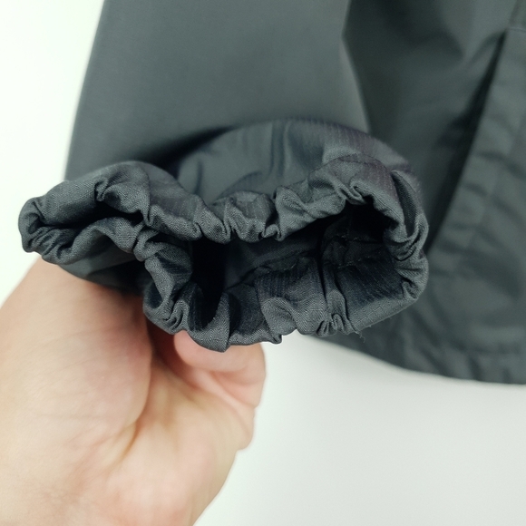 Eddie Bauer Big Kids Large 14/16 Red Grey Windbreaker Jacket Hooded Lightweight - Picture 7 of 11